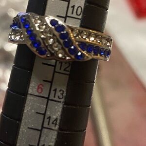 Elegant Blue and Silver Women's Ring